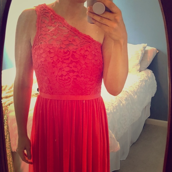 David’s Bridal one shoulder lace bridesmaid dress - Picture 1 of 2